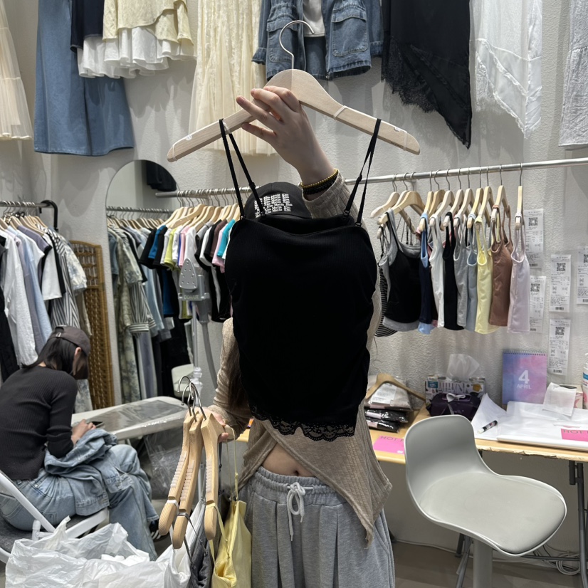 HOT PLACE/DREAM GIRIS/HOT ISSUE東大門實拍女裝新款人氣吊帶背心蕾絲花HOT PLACE/DREAM GIRIS/HOT ISSUE吊帶/背心圖色4