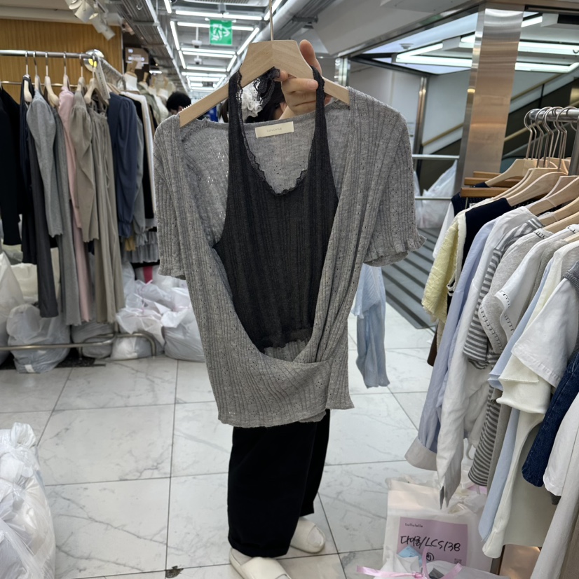 FLYFLY/LULULALLA/LIVE韓國直郵女裝新款真品熱賣套裝套裝FLYFLY/LULULALLA/LIVE套裝圖色2