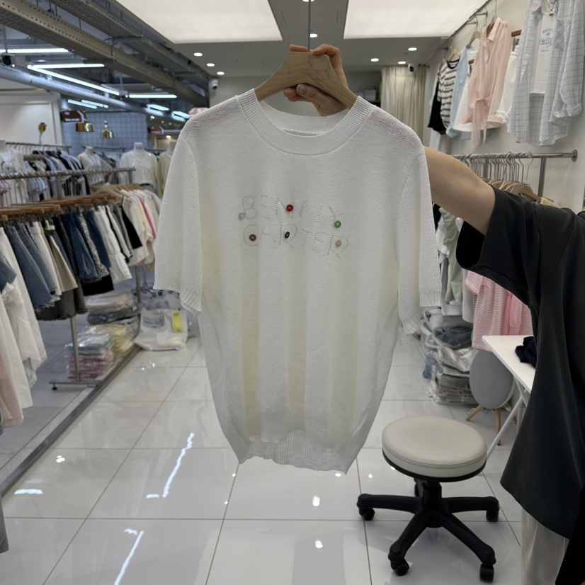 FLYFLY/LULULALLA/LIVE韓國代購女裝新品26春夏T恤紐扣FLYFLY/LULULALLA/LIVET恤圖色2