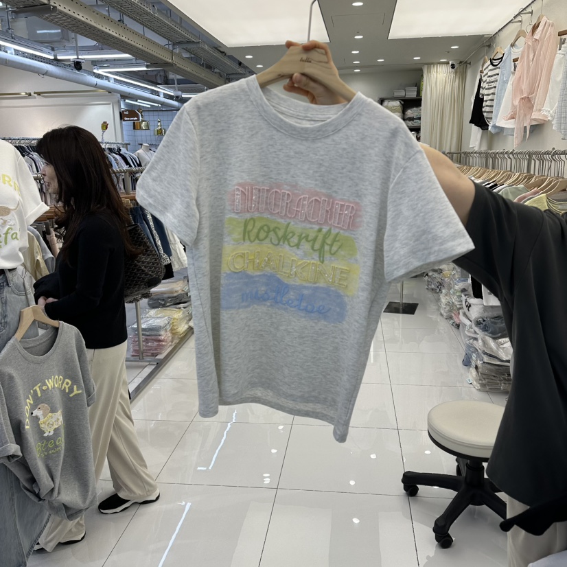 FLYFLY/LULULALLA/LIVE東大門實拍女士新款真品T恤刺繡FLYFLY/LULULALLA/LIVET恤圖色2