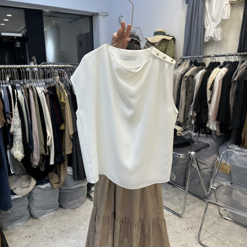 MARIGOLD東大門代購女士新品真品熱賣吊帶背心不對稱紐扣MARIGOLD吊帶/背心圖色1