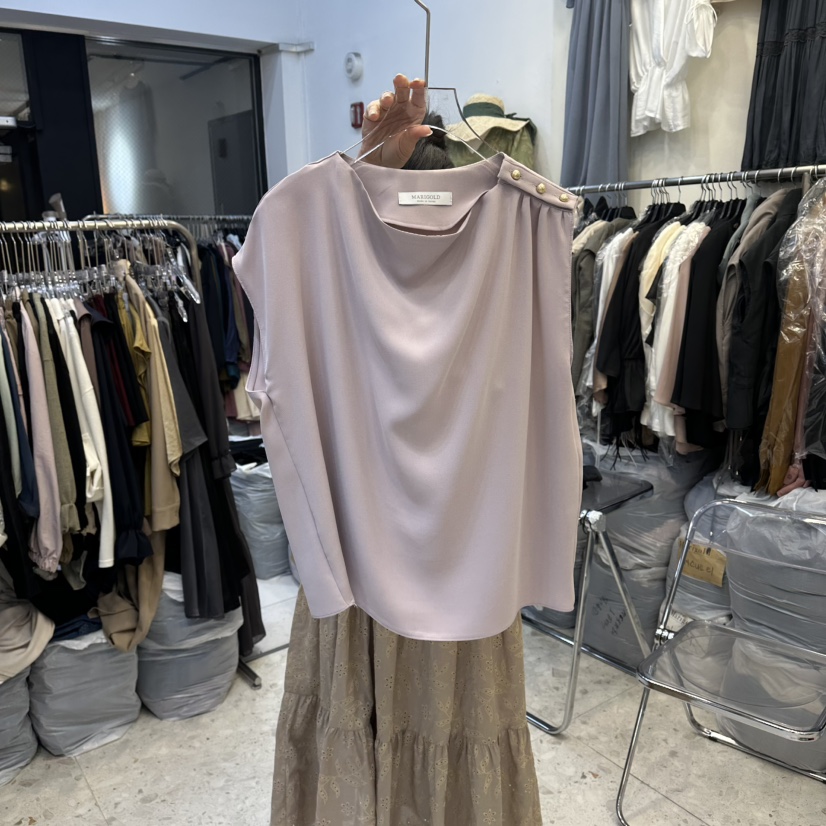 MARIGOLD東大門代購女士新品真品熱賣吊帶背心不對稱紐扣MARIGOLD吊帶/背心圖色2