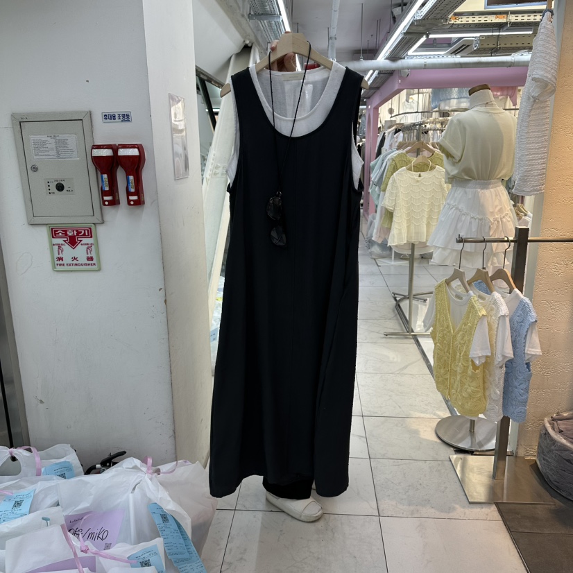 FLYFLY/LULULALLA/LIVE韓國代購女士新品真品連衣裙不含項鏈套裝FLYFLY/LULULALLA/LIVE連衣裙圖色2