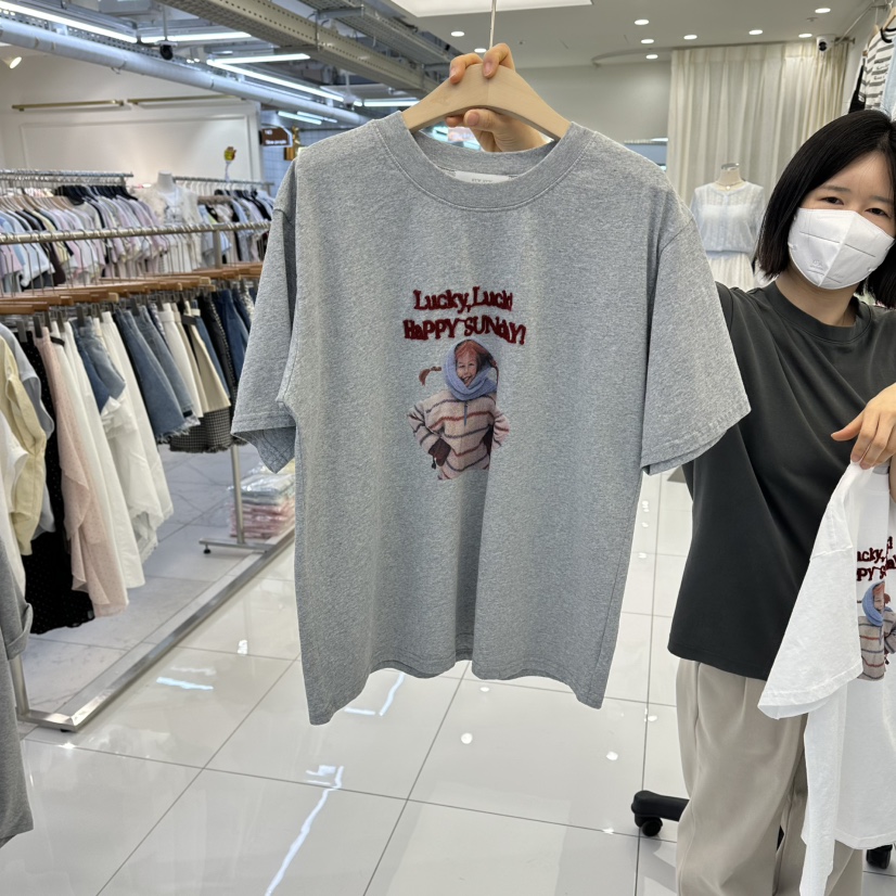 FLYFLY/LULULALLA/LIVE韓國直郵女士新款人氣熱賣26春夏T恤FLYFLY/LULULALLA/LIVET恤圖色2