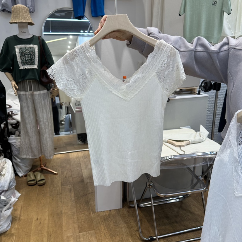 THE MOST-Q東大門代購女裝新款職業26春夏休閑T恤V領蕾絲THE MOSTT恤