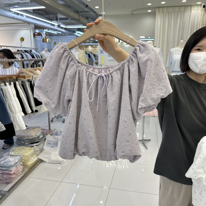 FLYFLY/LULULALLA/LIVE韓國代購女裝新款時尚襯衫蕾絲衫FLYFLY/LULULALLA/LIVE襯衫/蕾絲衫圖色1