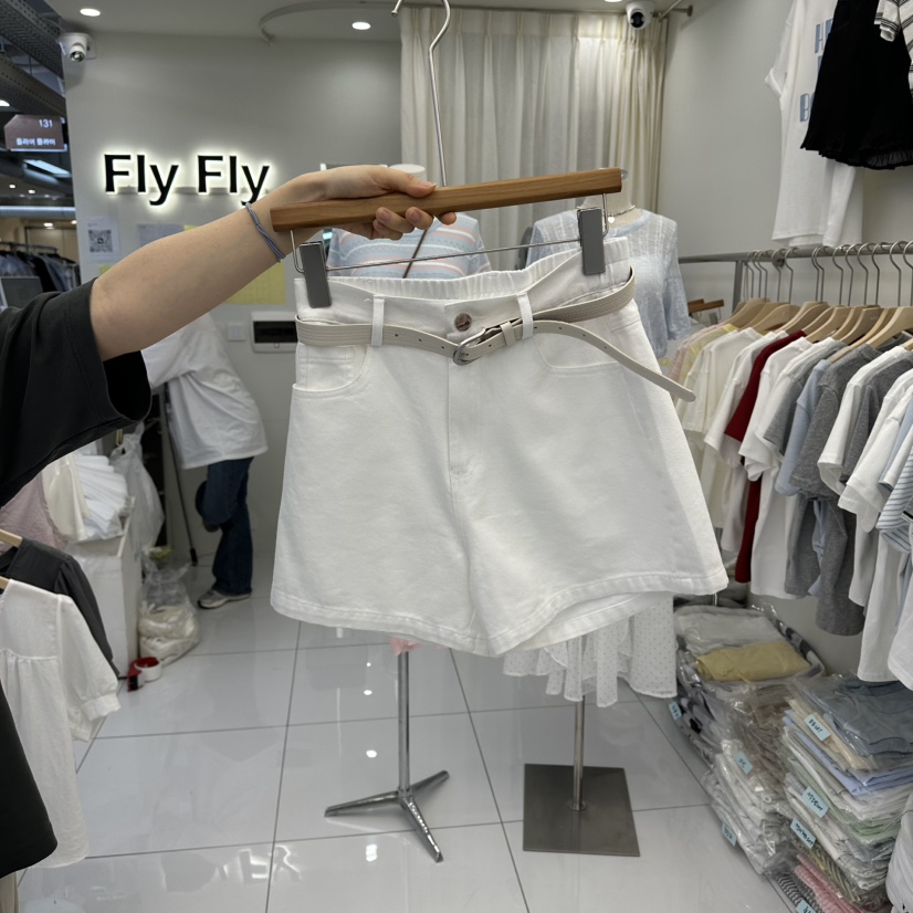 FLYFLY/LULULALLA/LIVE東大門直郵女裝新款時尚短褲含腰帶FLYFLY/LULULALLA/LIVE短褲圖色1