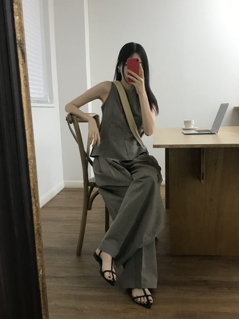 ME MO東大門代購女裝新品26春夏熱賣真品人氣推薦吊帶背心ME MO吊帶/背心