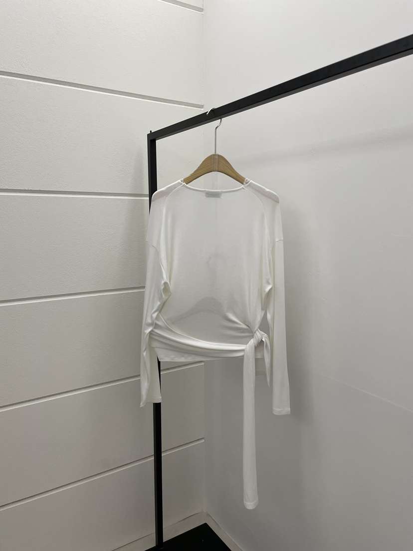 MOVENNE東大門代購女裝新品人氣真品時尚職業推薦長袖T恤MOVENNE長袖T恤