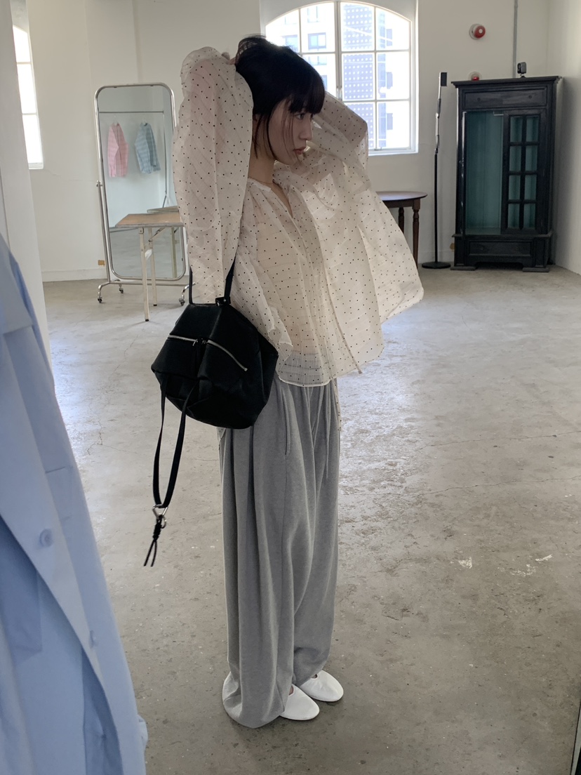 LOGARDEN東大門實拍女士新品推薦時尚26春夏襯衫蕾絲衫褶皺LO GARDEN襯衫/蕾絲衫