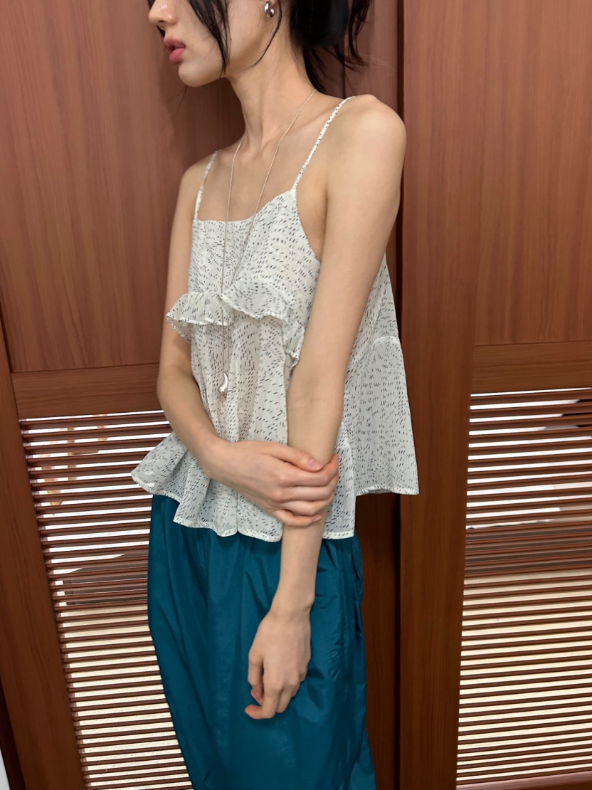 ME MO東大門實拍女裝新款推薦人氣休閑時尚真品吊帶背心ME MO吊帶/背心