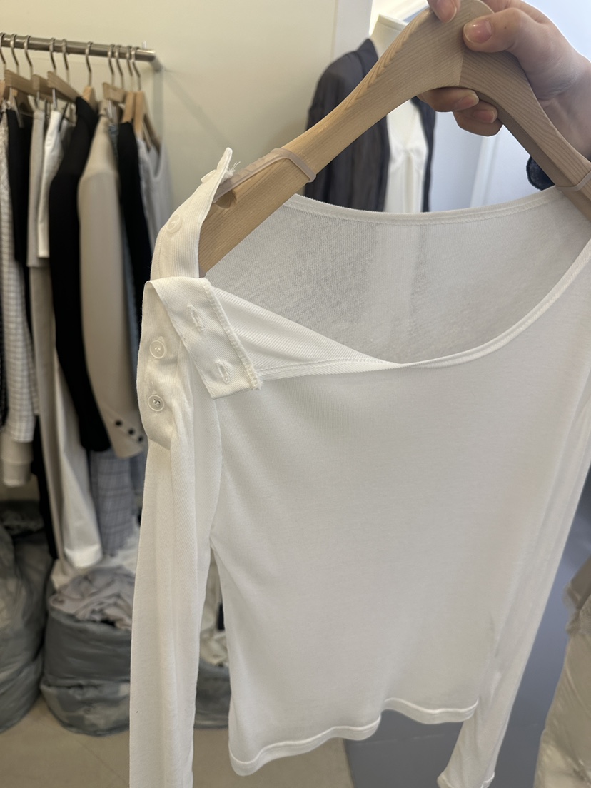 MONDAYMORING東大門直郵女士新品時尚人氣真品職業長袖T恤MONDAYMORING長袖T恤