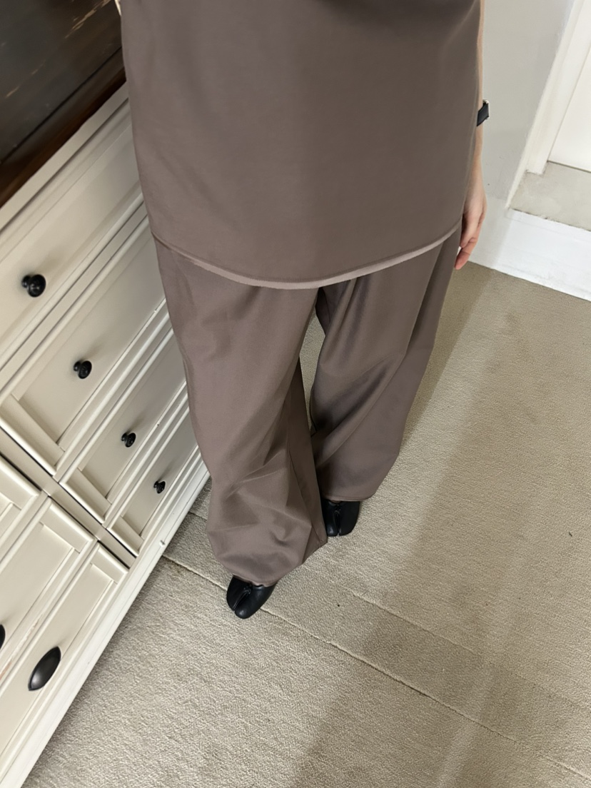 ME MO東大門代購女裝新品26春夏時尚職業熱賣人氣吊帶背心ME MO吊帶/背心