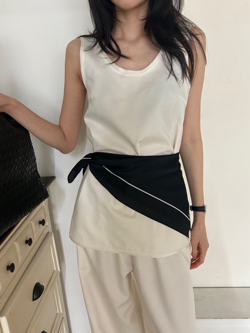 ME MO東大門代購女裝新品26春夏時尚職業熱賣人氣吊帶背心ME MO吊帶/背心