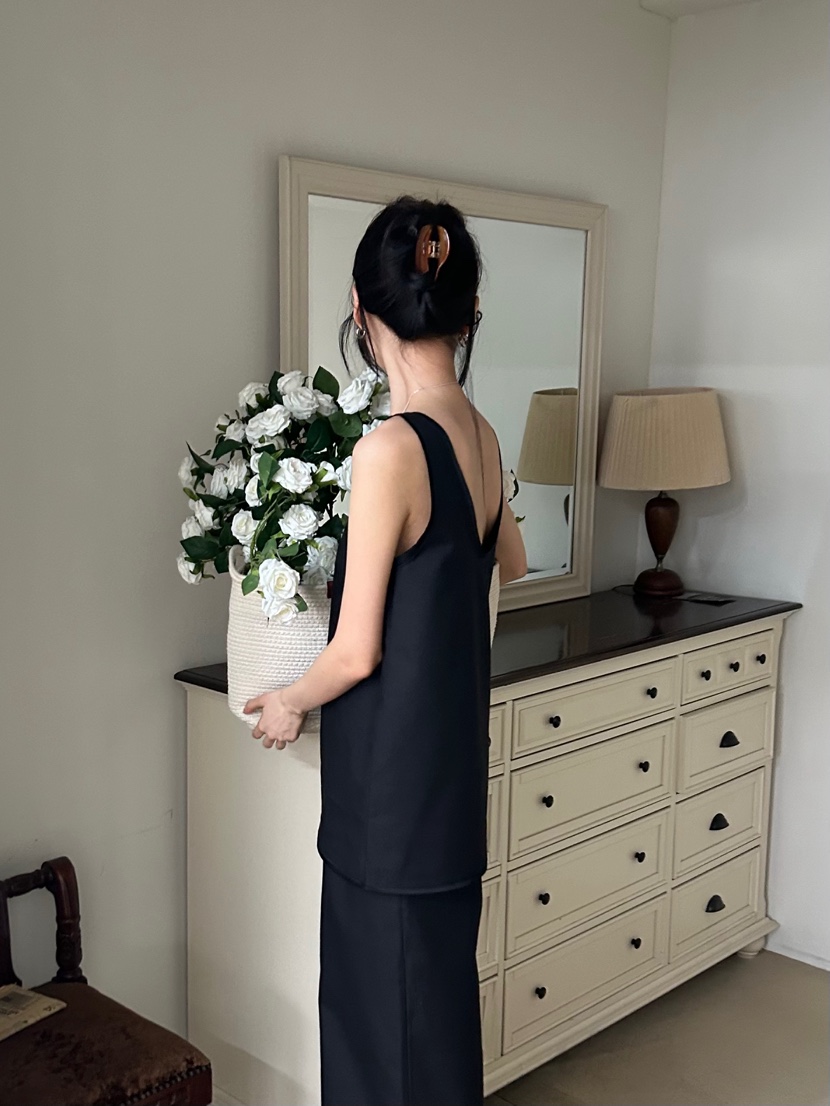 ME MO東大門代購女裝新品26春夏時尚職業熱賣人氣吊帶背心ME MO吊帶/背心