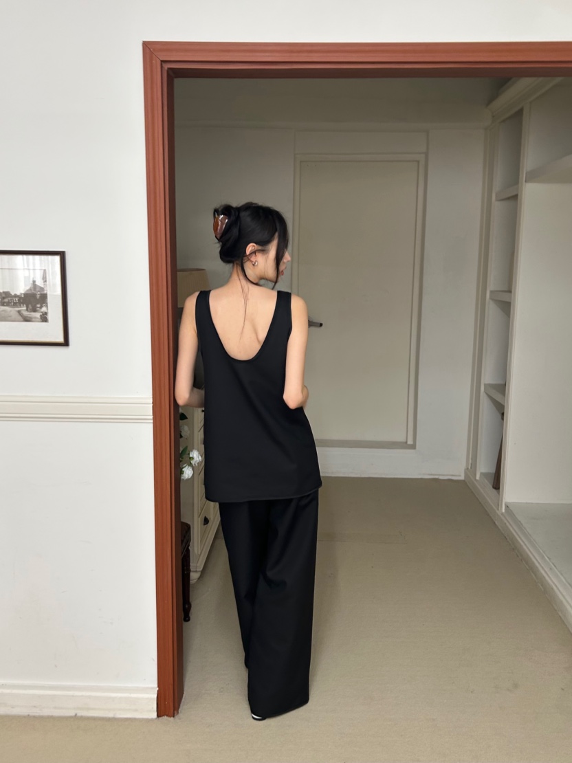 ME MO東大門代購女裝新品26春夏時尚職業熱賣人氣吊帶背心ME MO吊帶/背心