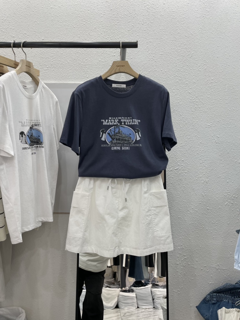 EGGPLANT東大門代購女裝新品人氣休閑真品推薦熱賣時尚T恤EGGPLANTT恤