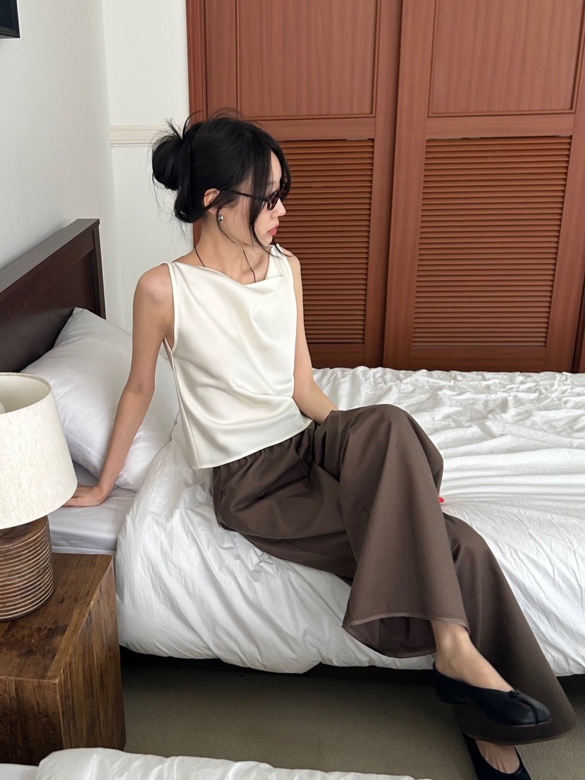 ME MO韓國代購女士新款熱賣時尚推薦人氣休閑吊帶背心緞面ME MO吊帶/背心