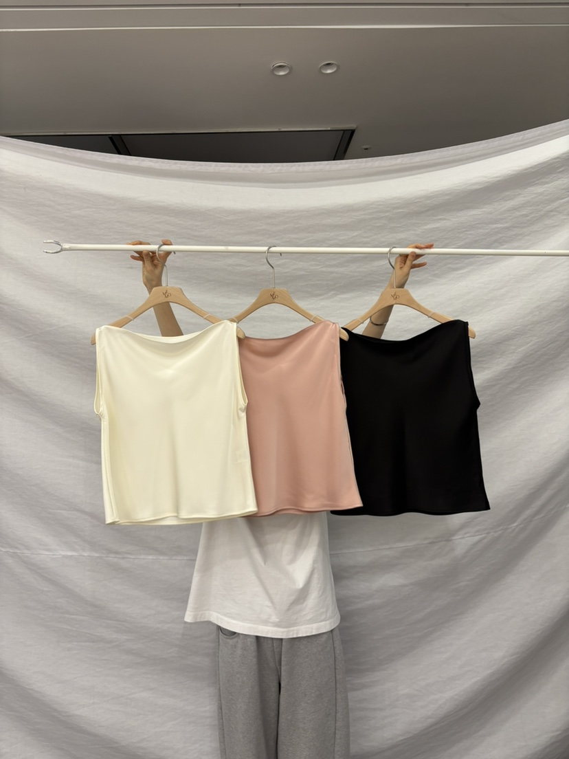 ME MO韓國代購女士新款熱賣時尚推薦人氣休閑吊帶背心緞面ME MO吊帶/背心