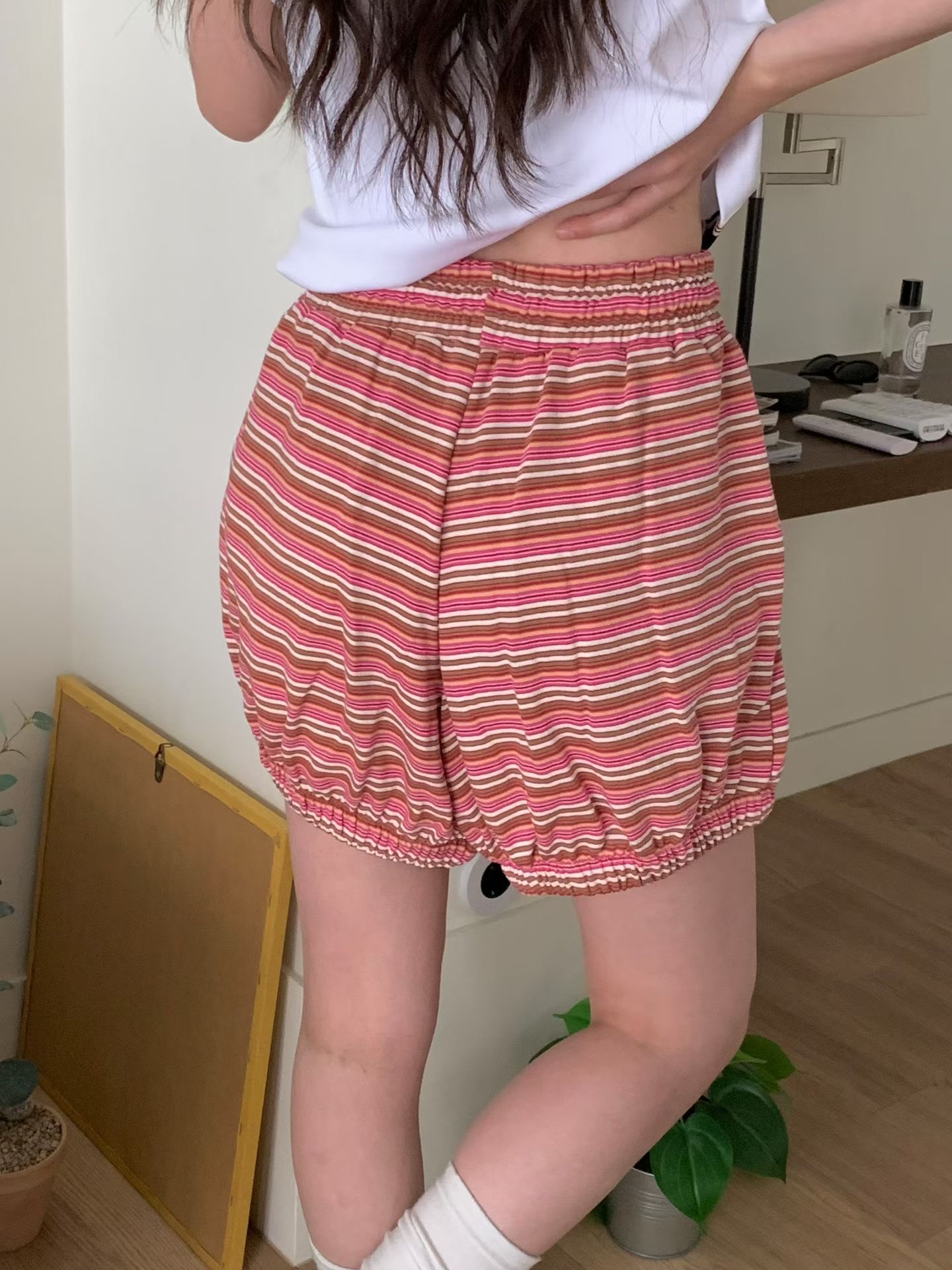 L V C韓國代購女裝新品26春夏休閑人氣推薦時尚職業短褲L_V_C短褲