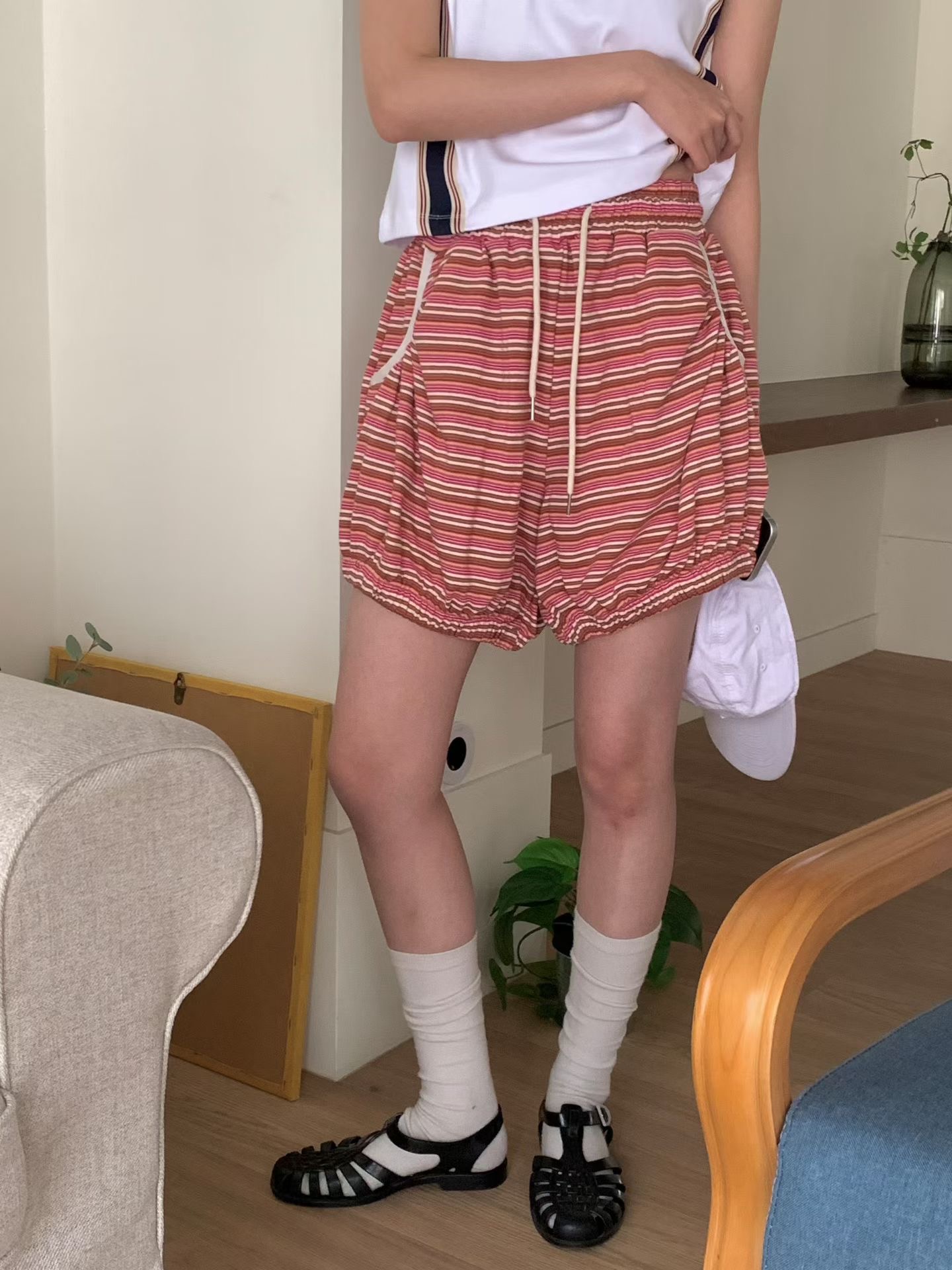 L V C韓國代購女裝新品26春夏休閑人氣推薦時尚職業短褲L_V_C短褲圖色1