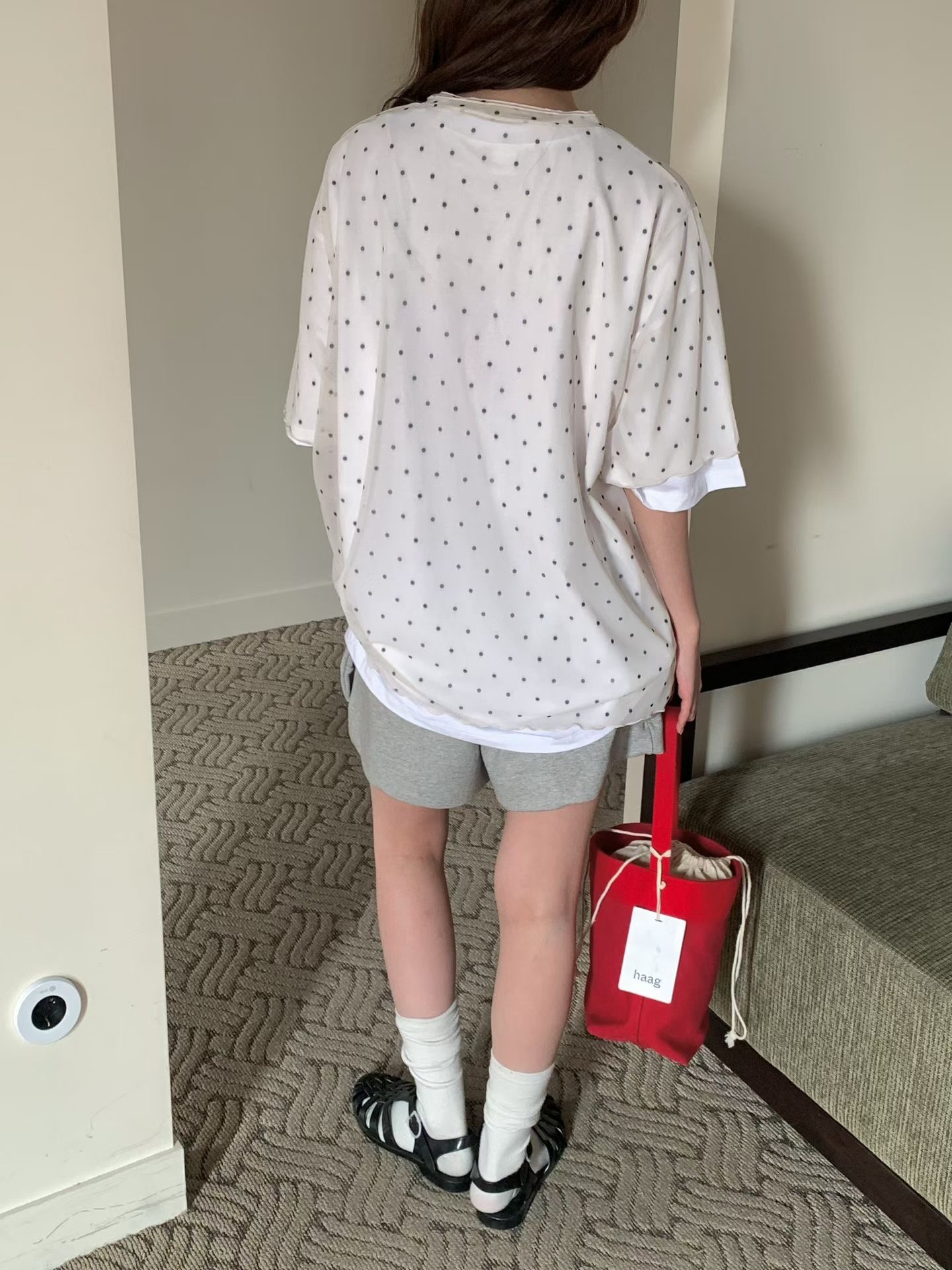 L V C韓國直郵女士新品熱賣推薦職業時尚人氣T恤網眼寬松L_V_CT恤