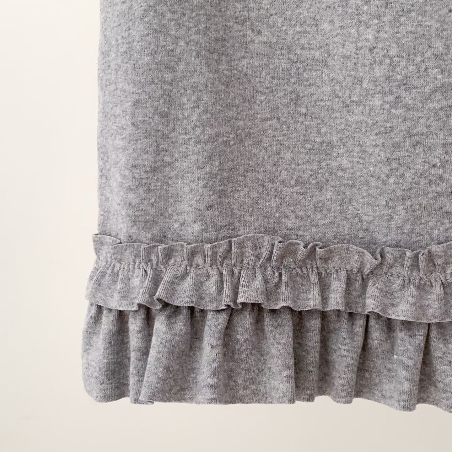 L V C韓國直郵女裝新品真品時尚人氣職業熱賣推薦吊帶背心L_V_C吊帶/背心