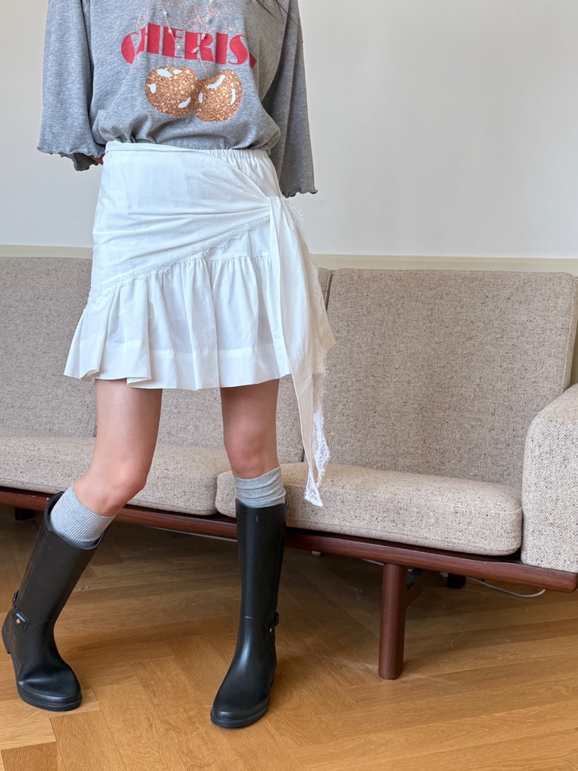 YES韓國直郵實拍女士新款熱賣推薦時尚職業26春夏短裙圍巾YES短裙