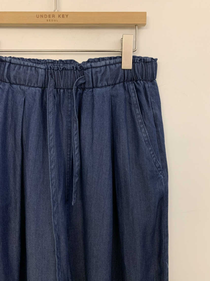 UNDER KEY韓國代購女裝新款推薦職業休閑熱賣時尚牛仔褲UNDER KEY牛仔褲