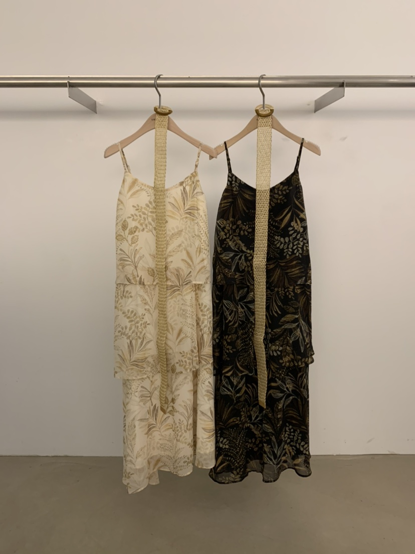 UNDER KEY韓國東大門直郵女裝新款人氣推薦連衣裙含腰帶UNDER KEY連衣裙