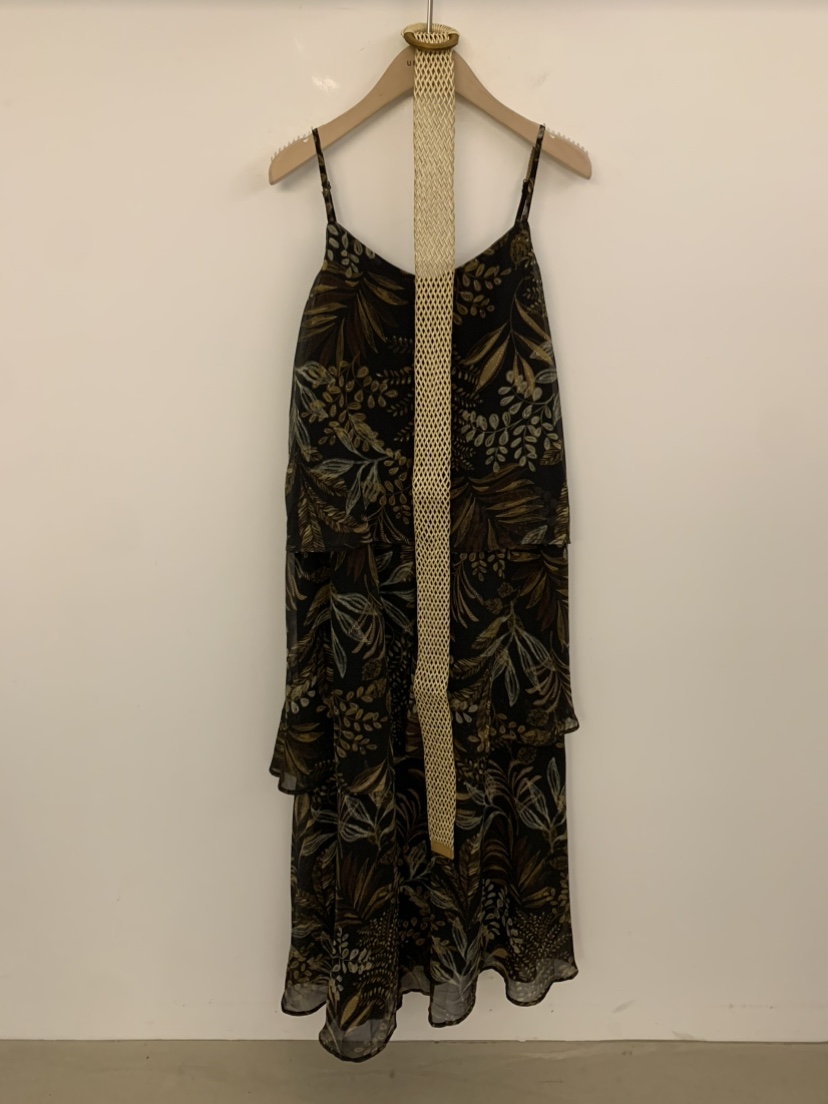 UNDER KEY韓國東大門直郵女裝新款人氣推薦連衣裙含腰帶UNDER KEY連衣裙圖色2