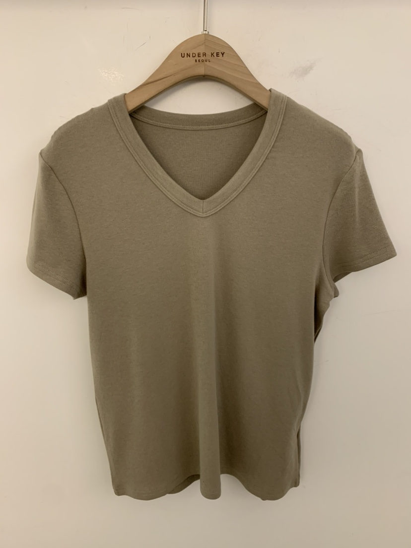 UNDER KEY韓國東大門直郵女士新品休閑人氣推薦熱賣時尚T恤UNDER KEYT恤圖色5