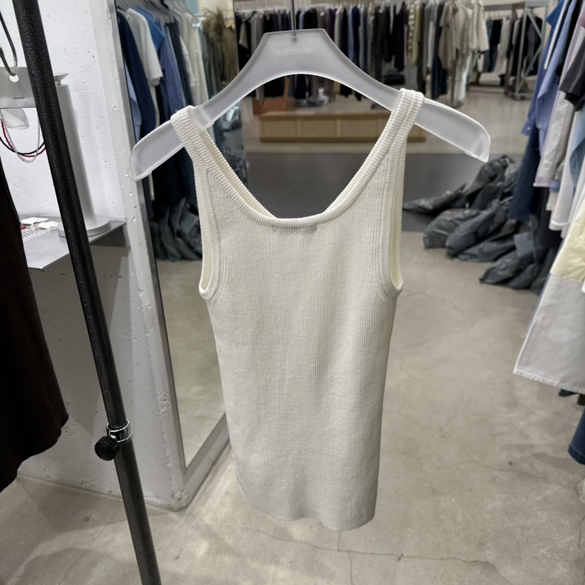 HELVETICA韓國東大門直郵女裝新款時尚休閑推薦26春夏吊帶背心HELVETICA吊帶/背心