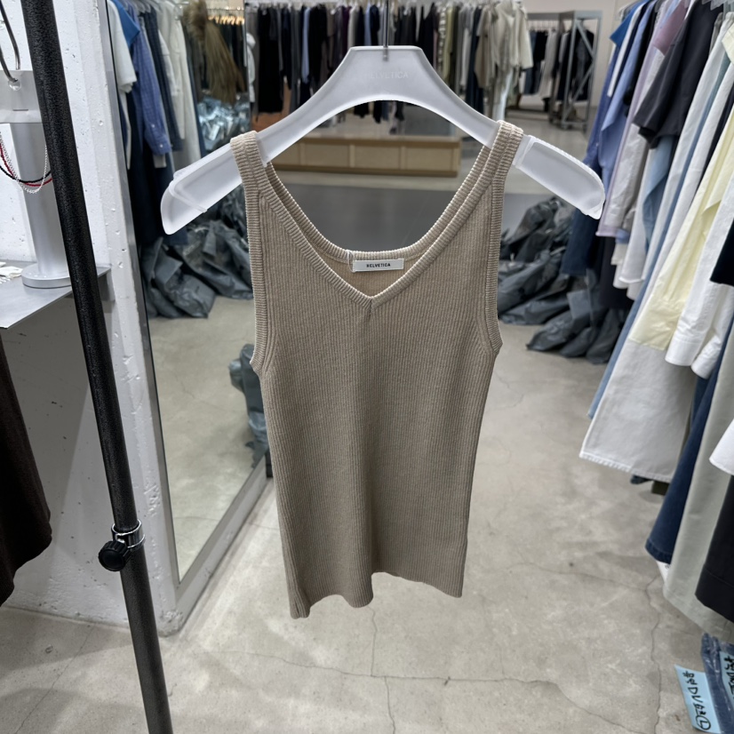 HELVETICA韓國東大門直郵女裝新款時尚休閑推薦26春夏吊帶背心HELVETICA吊帶/背心圖色2