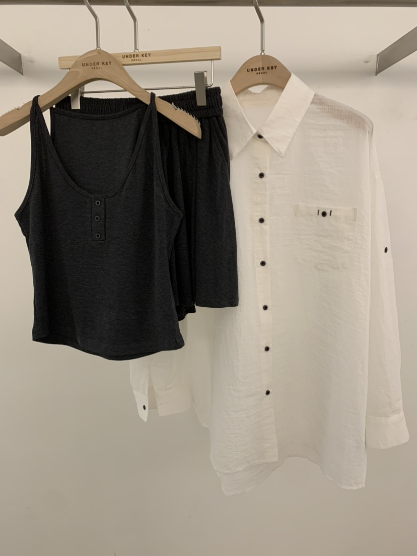 UNDER KEY韓國東大門直郵女裝新款推薦熱賣休閑時尚套裝UNDER KEY套裝圖色3