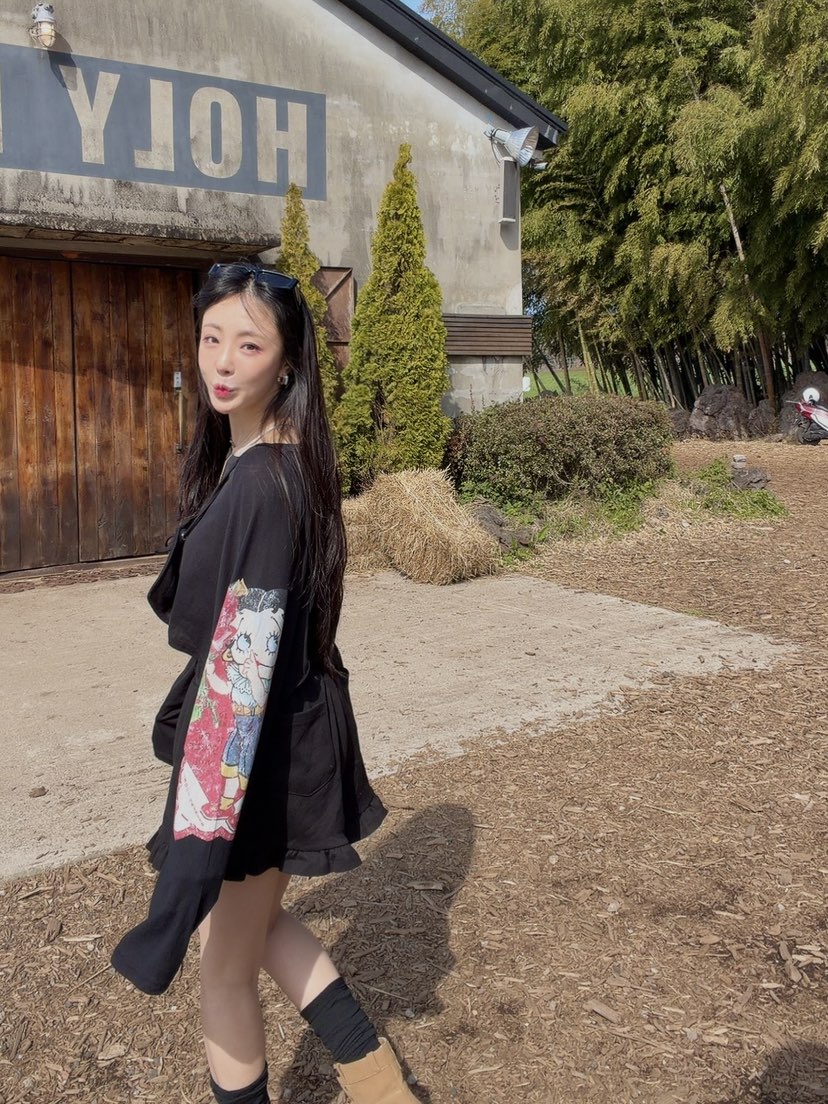 PALETTE-Q韓國直郵女裝新款人氣熱賣時尚26春夏職業長袖T恤PALETTE-Q長袖T恤