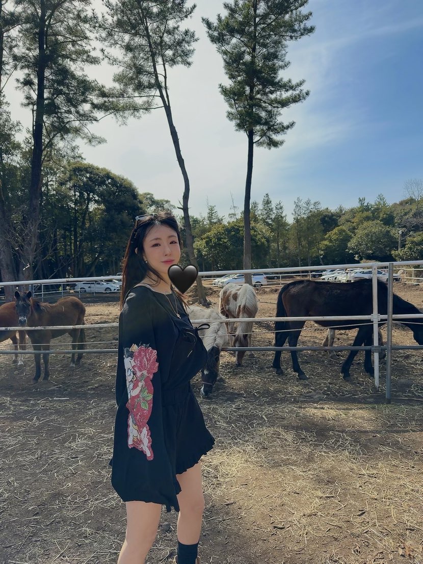 PALETTE-Q韓國直郵女裝新款人氣熱賣時尚26春夏職業長袖T恤PALETTE-Q長袖T恤