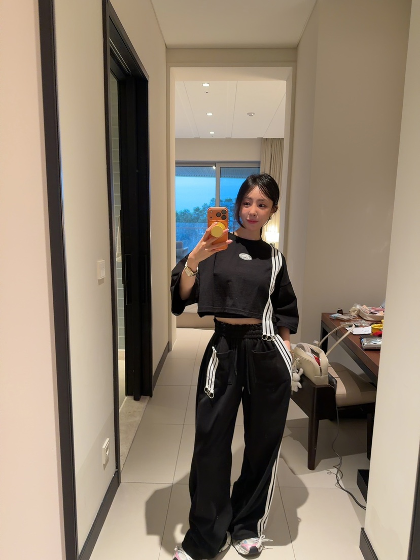 PALETTE-Q韓國代購女士新款熱賣時尚推薦26春夏人氣長袖T恤PALETTE-Q長袖T恤