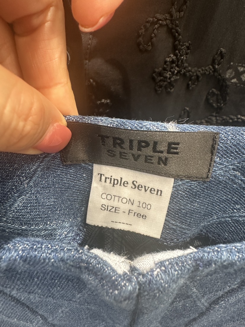 TRIPLE SEVEN韓國直郵實拍女士新款熱賣人氣連衣裙不對稱TRIPLE SEVEN連衣裙