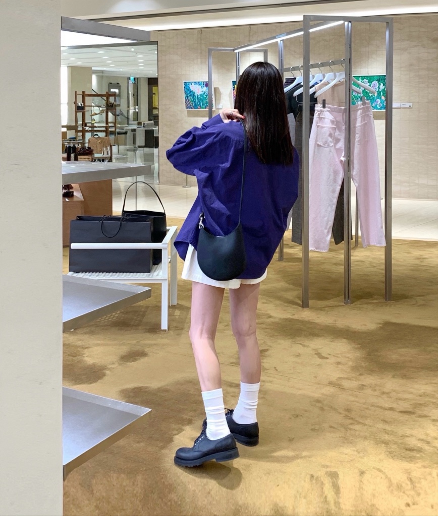 COURGETTE韓國東大門直郵女士新品人氣熱賣推薦襯衫蕾絲衫COURGETTE襯衫/蕾絲衫