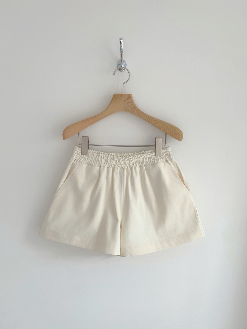 COURGETTE韓國東大門直郵女裝新款時尚熱賣人氣職業推薦短褲COURGETTE短褲圖色1