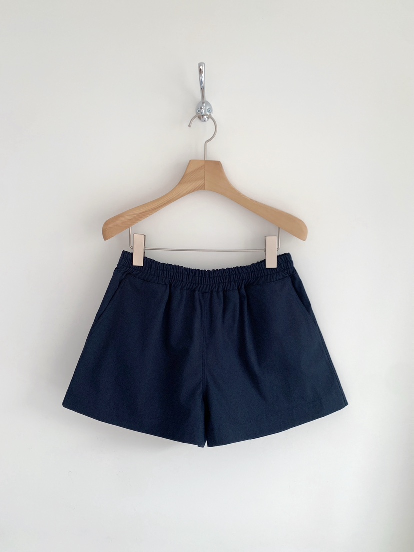 COURGETTE韓國東大門直郵女裝新款時尚熱賣人氣職業推薦短褲COURGETTE短褲圖色2