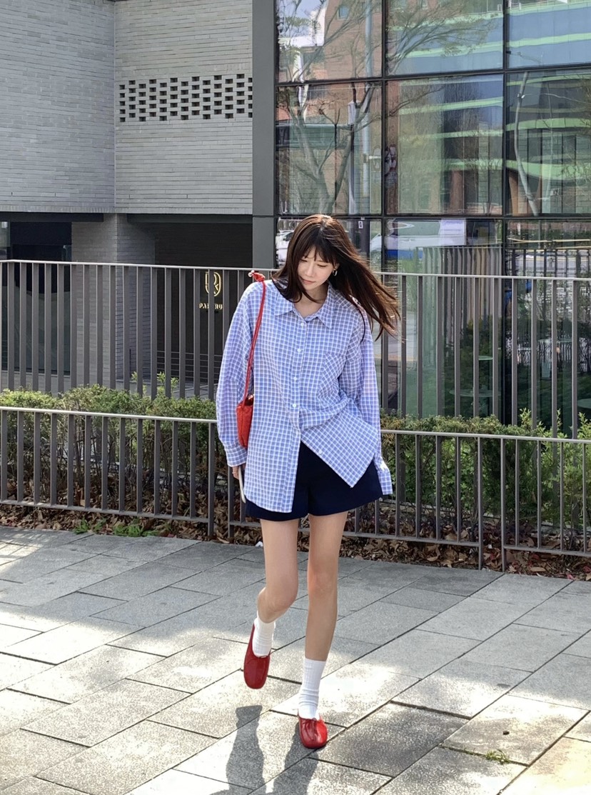 COURGETTE韓國直郵女裝新款推薦休閑時尚人氣熱賣襯衫蕾絲衫COURGETTE襯衫/蕾絲衫