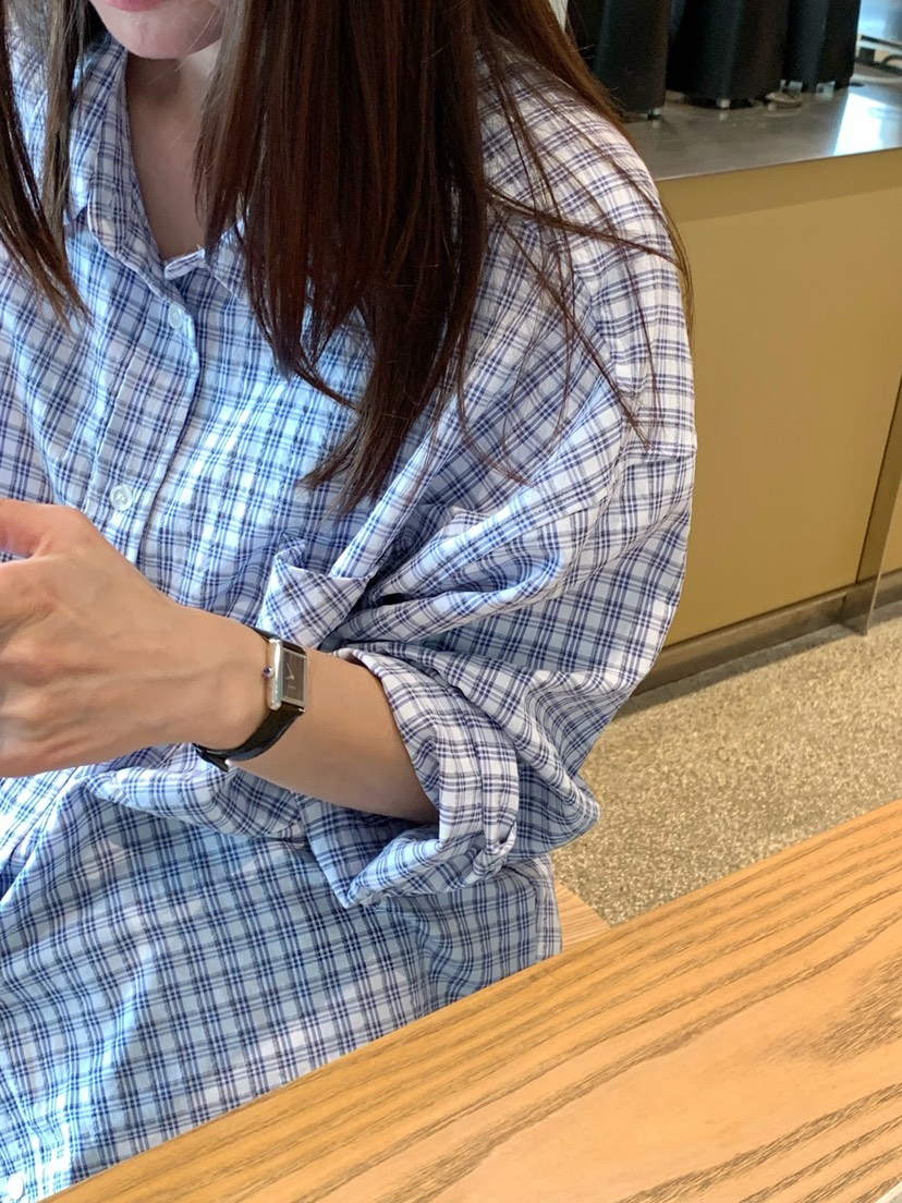 COURGETTE韓國直郵女裝新款推薦休閑時尚人氣熱賣襯衫蕾絲衫COURGETTE襯衫/蕾絲衫