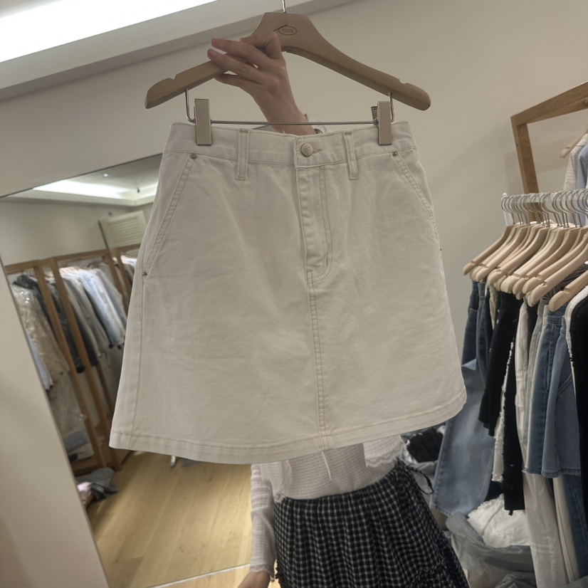 TIZZI韓國東大門代購女裝新品時尚人氣職業推薦休閑26春夏短裙TIZZI短裙圖色1