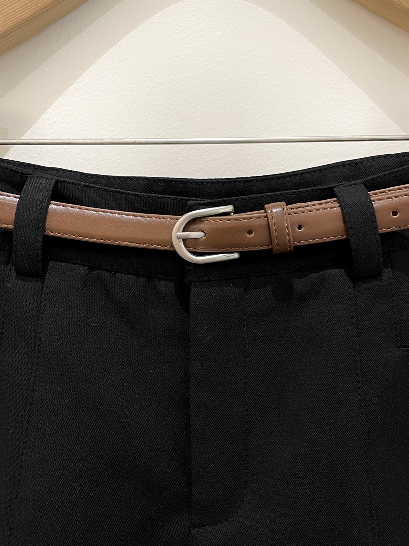 OBSESS韓國直郵實拍女裝新款26春夏休閑人氣職業短褲含腰帶OBSESS/EARLY BIRD短褲