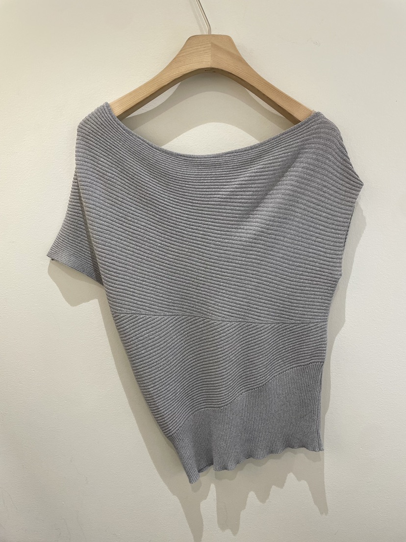 OBSESS韓國直郵實拍女士新款時尚職業熱賣休閑推薦針織衫OBSESS/EARLY BIRD針織衫