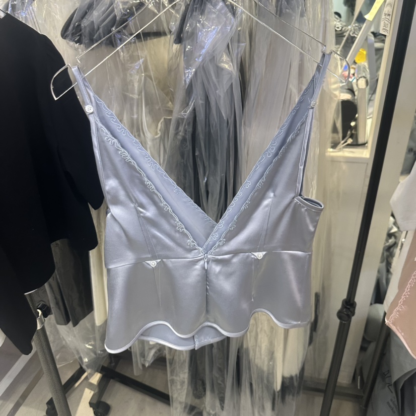 OUTFIT韓國直郵實拍女裝新品26春夏推薦人氣職業吊帶背心OUTFIT吊帶/背心