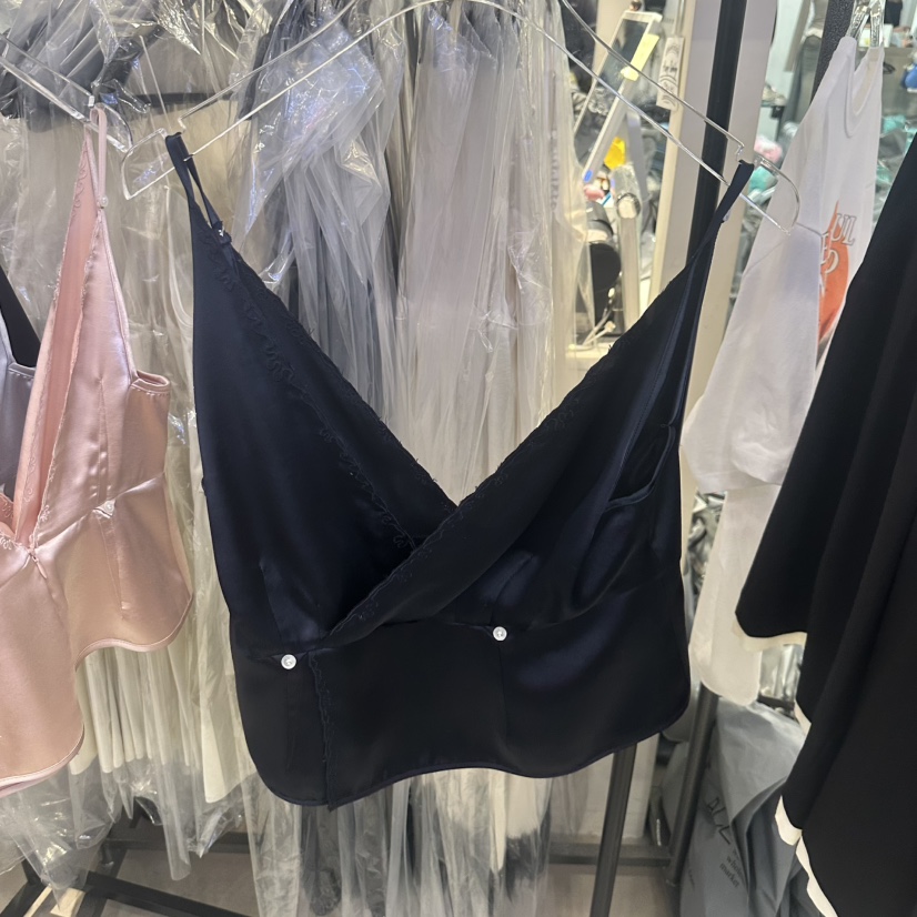 OUTFIT韓國直郵實拍女裝新品26春夏推薦人氣職業吊帶背心OUTFIT吊帶/背心圖色4
