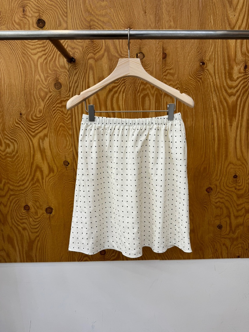 PROJECTVIEW韓國直郵女裝新款人氣職業時尚推薦短裙圓點裙PROJECTVIEW短裙圖色1